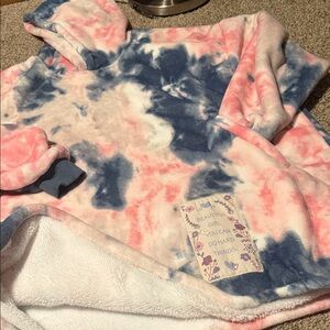 Plush oversized fleece & shearling-lined blanket hoodie (OSFM) w/pockets - NWOT!